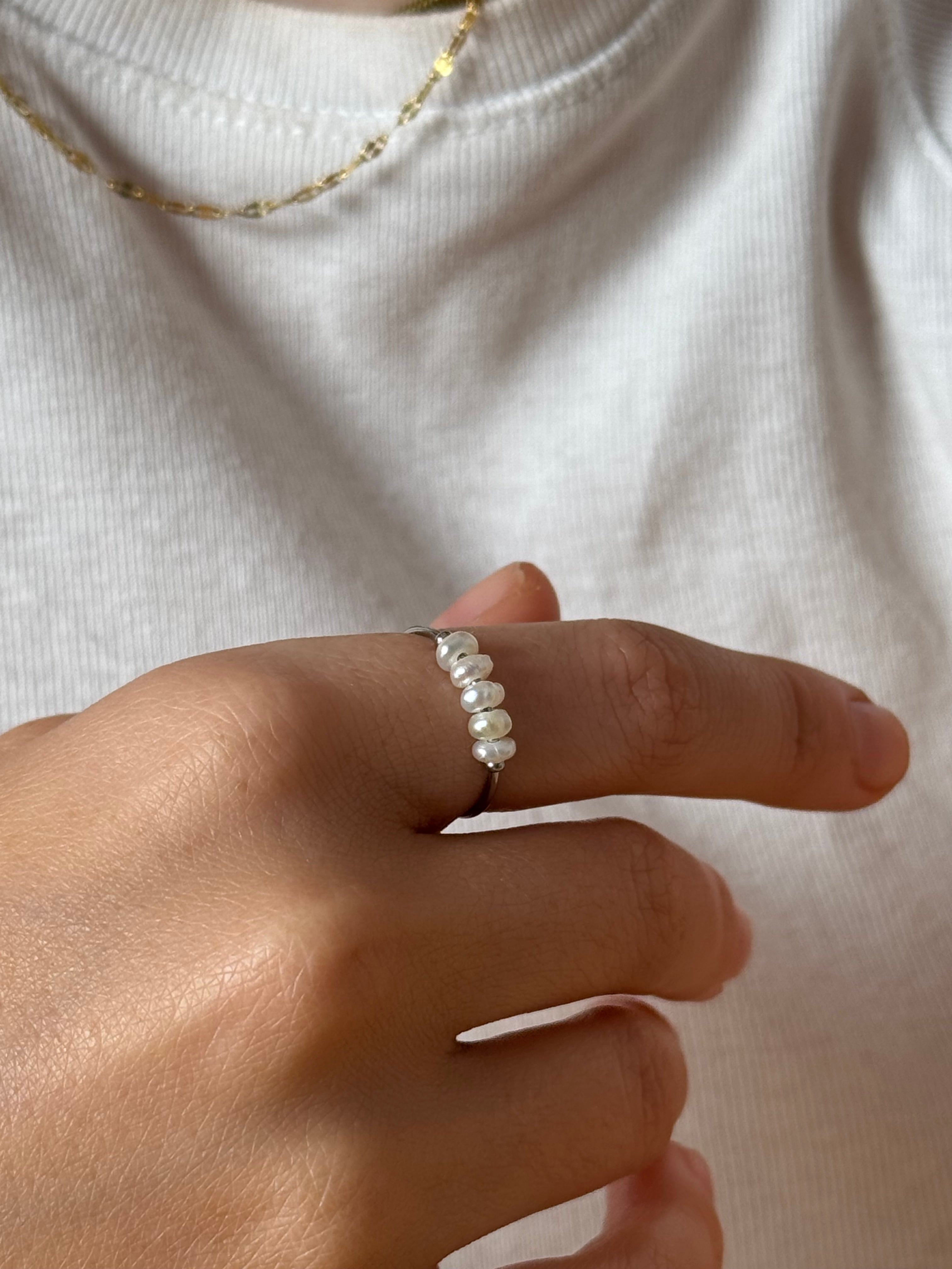 Anti-stressring enkel med pärlor